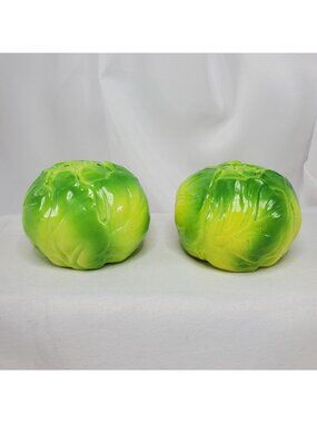 Vintage 1977 Enesco Cabbage Ceramic Salt & Pepper Shakers Made In Japan
